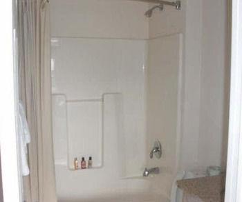 Relax Inn North Babylon Esterno foto